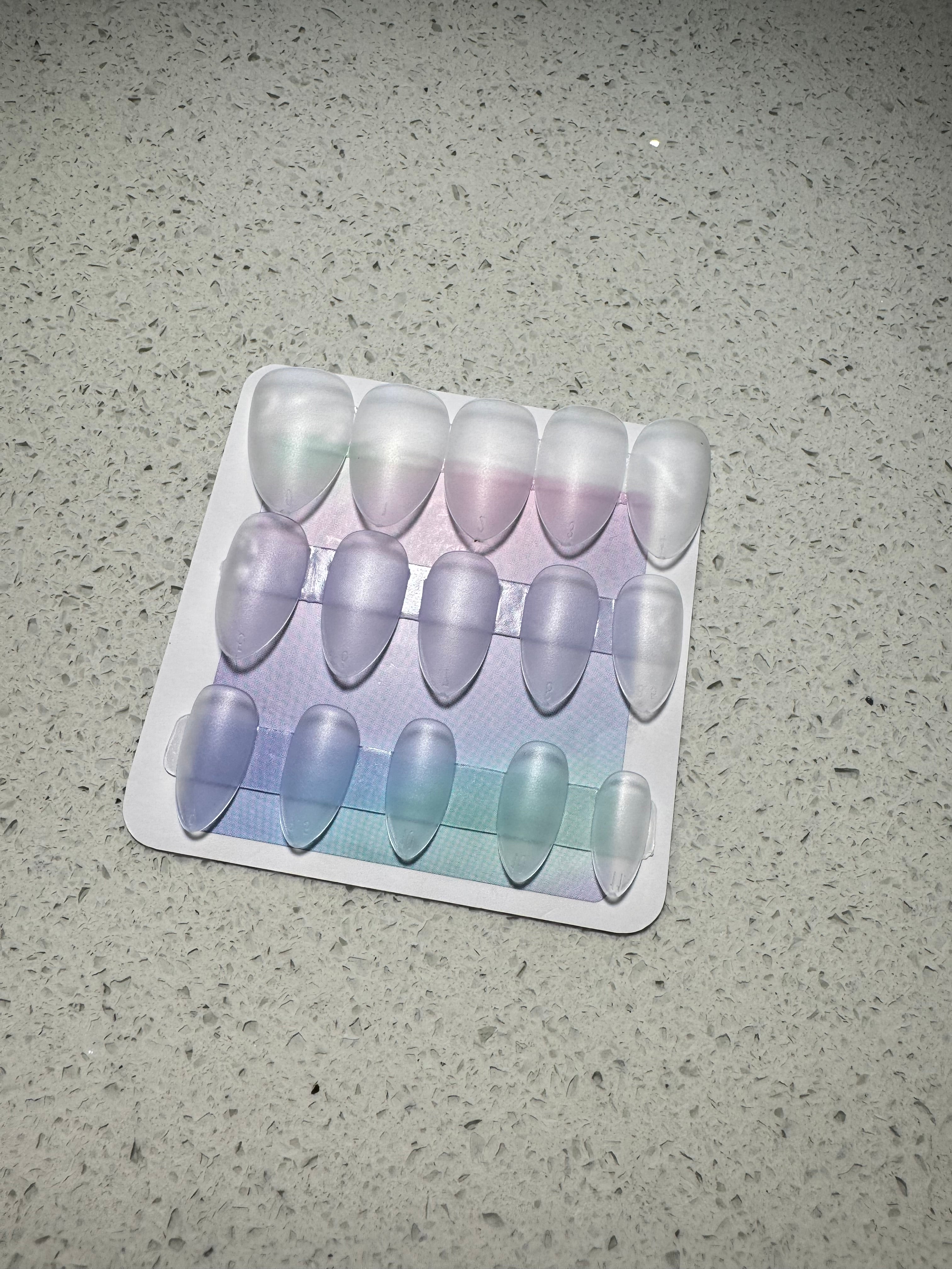 Gel Press-On Nails Set *One Color*